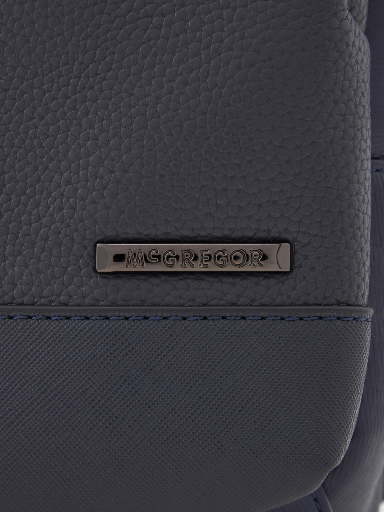 MCM グレー レザー ボディバッグ MCM - MCM ボディバッグ ショルダーバッグ ウエストバッグ レザー