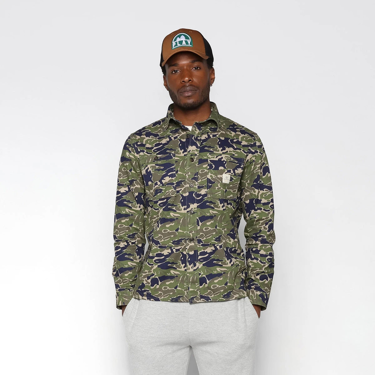 カモフラージュオーバーシャツ