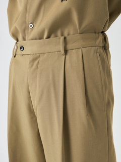 Mc McGREGOR(エムシー マックレガー) |Wool Gabardine Two-Tuck Trousers